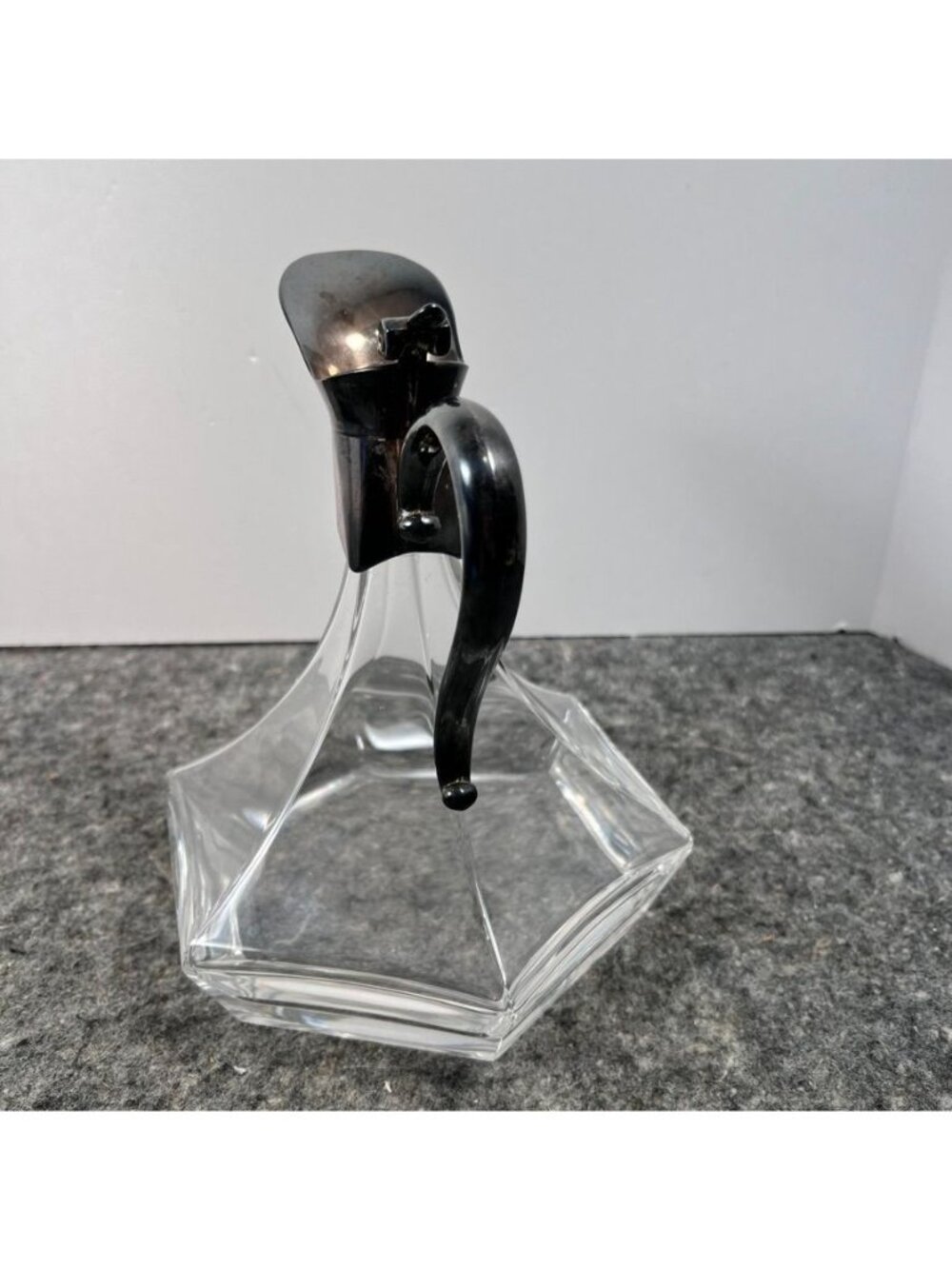 VTG RCR Royal Crystal Rock Hexagonal Decanter Patina Silver Handle & Spout - Picture 4 of 16
